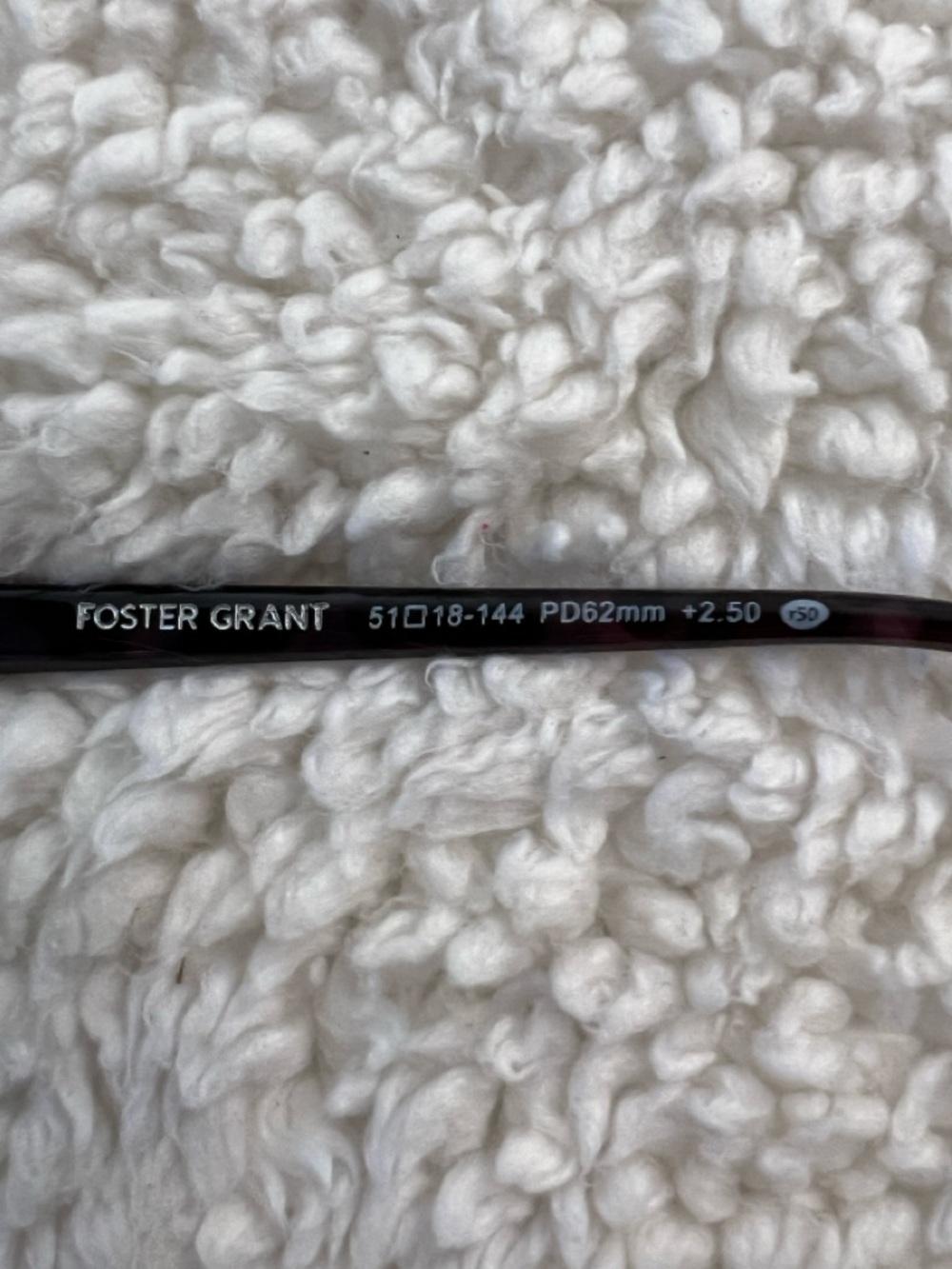 Foster Grant "Coloread" Premium Reading Glasses in Plum +2.50 - Picture 6 of 7
